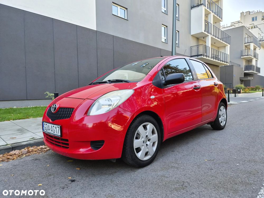Toyota Yaris 2006 photo 2