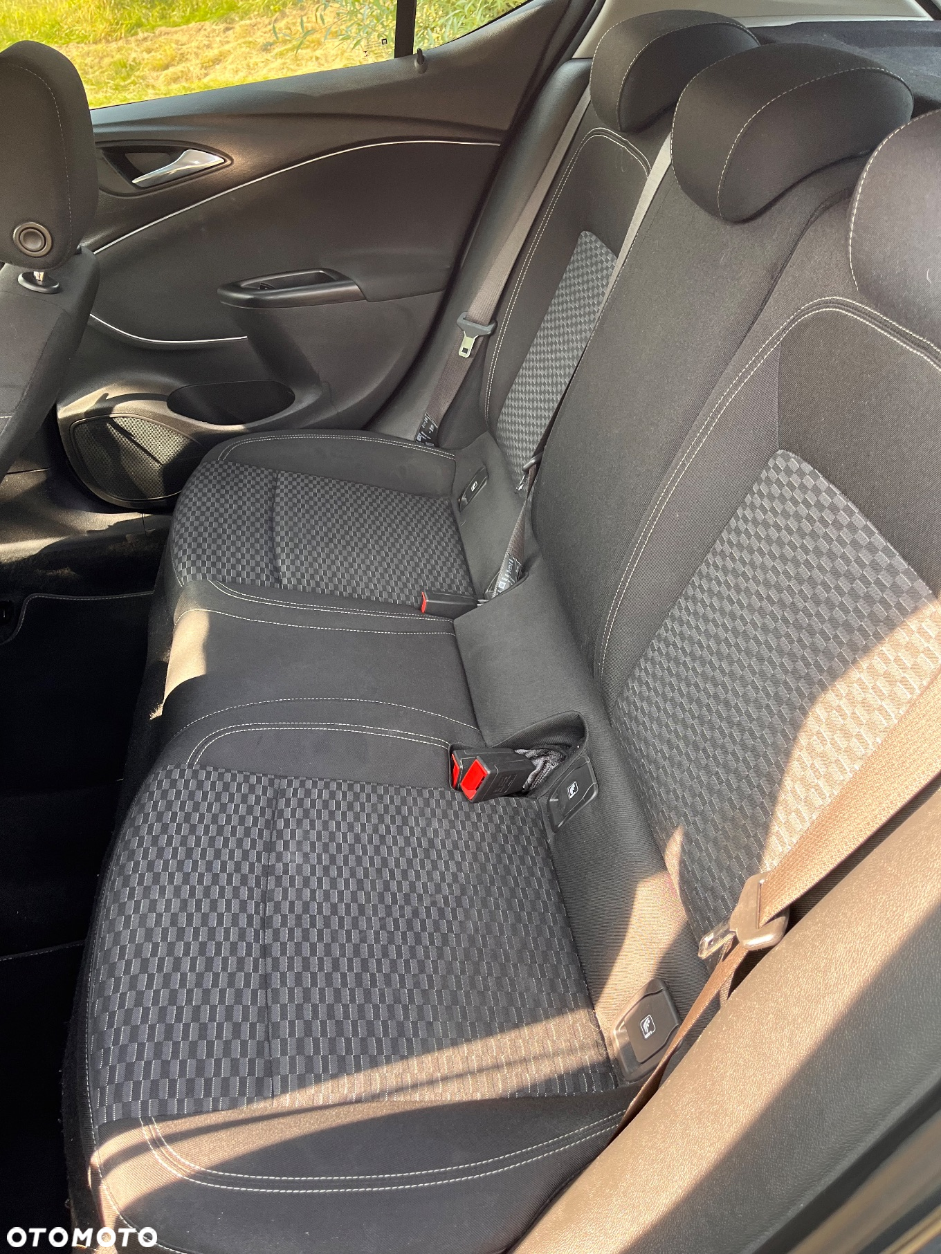 Opel Astra 1.6 D (CDTI) Edition - 14