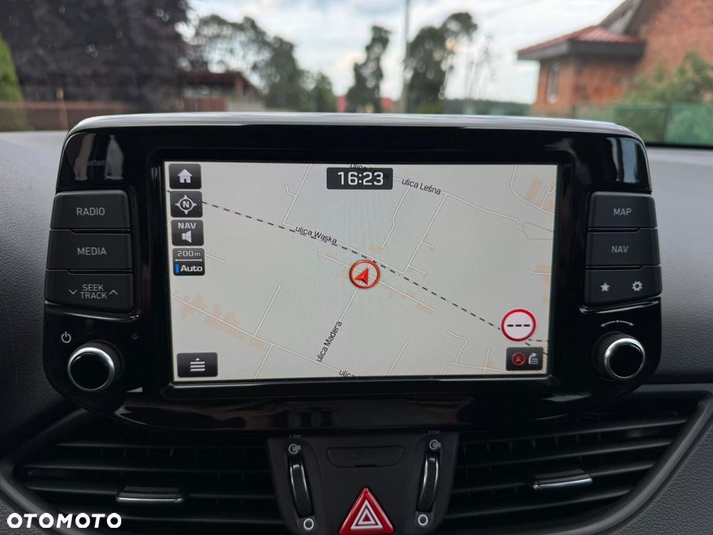 Hyundai i30 1.4 T-GDI Premium DCT - 22
