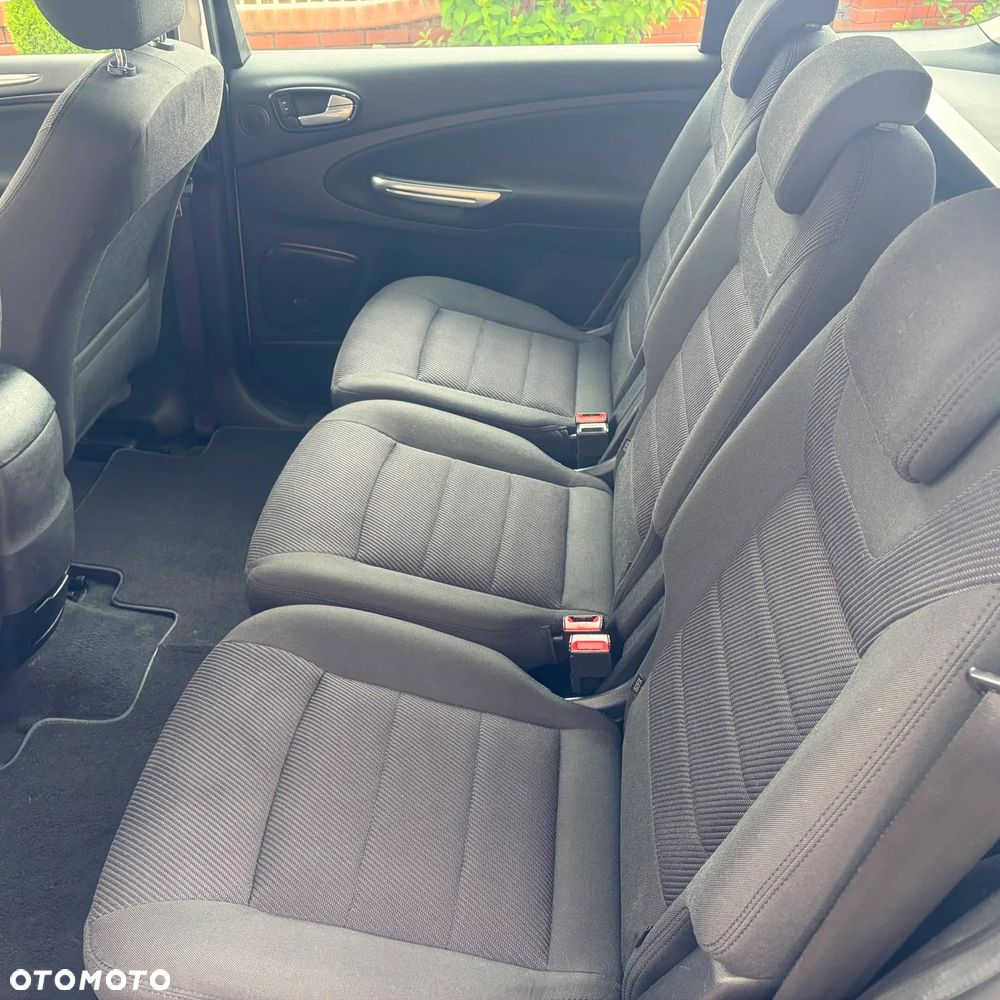Ford S-Max 2.0 TDCi DPF Titanium - 36