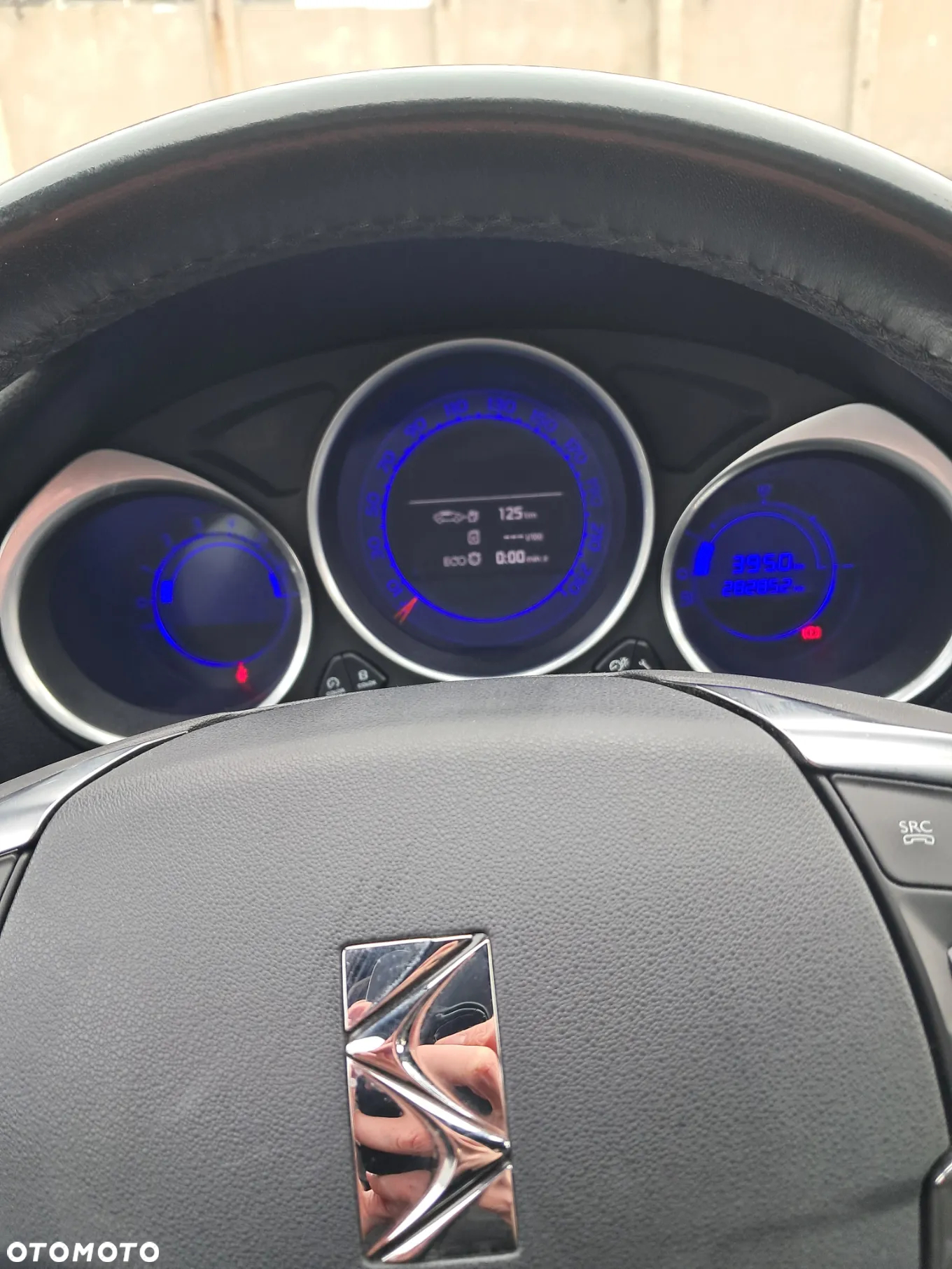 DS Automobiles DS 4 - 12
