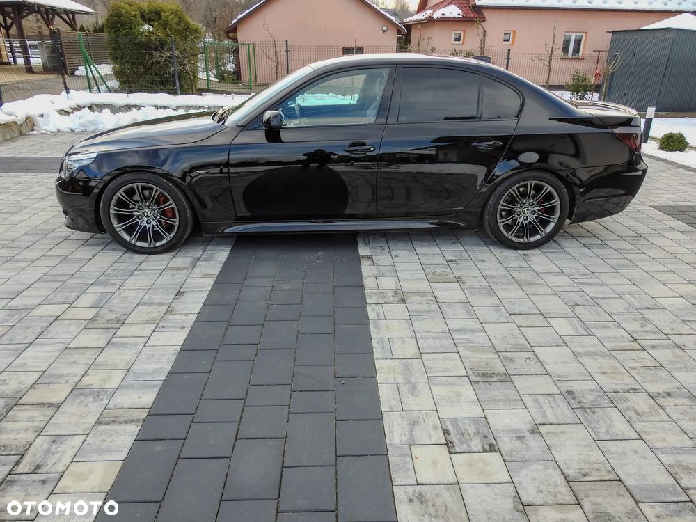 BMW Seria 5 525d - 17