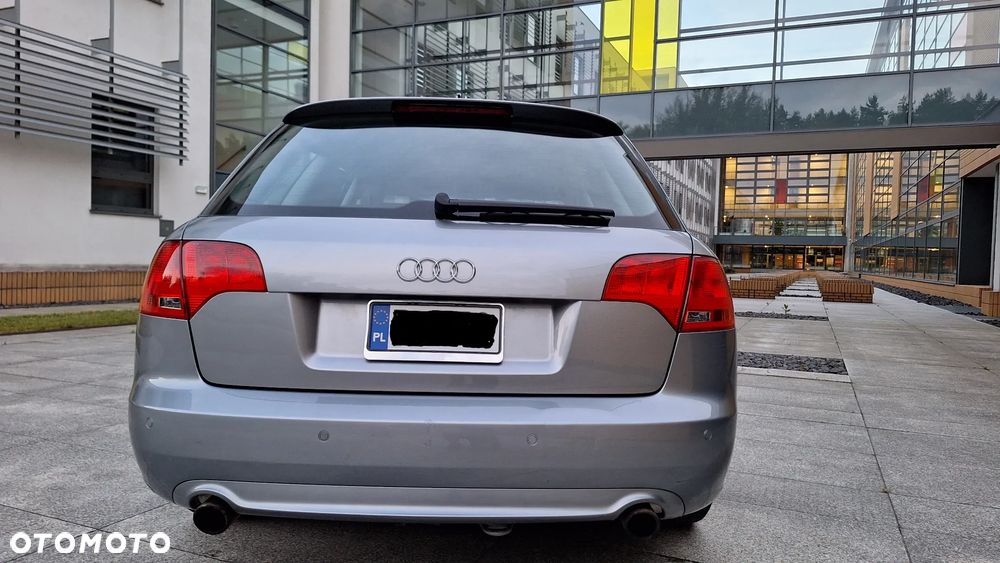 Audi A4 Avant 3.2 FSI quattro - 9