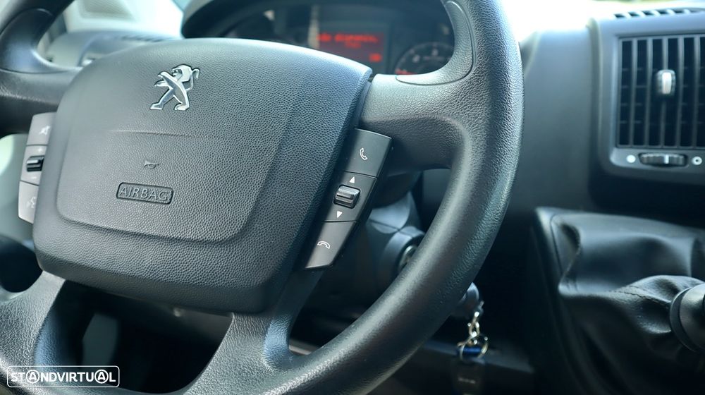 Peugeot Boxer Furgão 330 L3H2 2.2 BlueHDi 120cv - 31