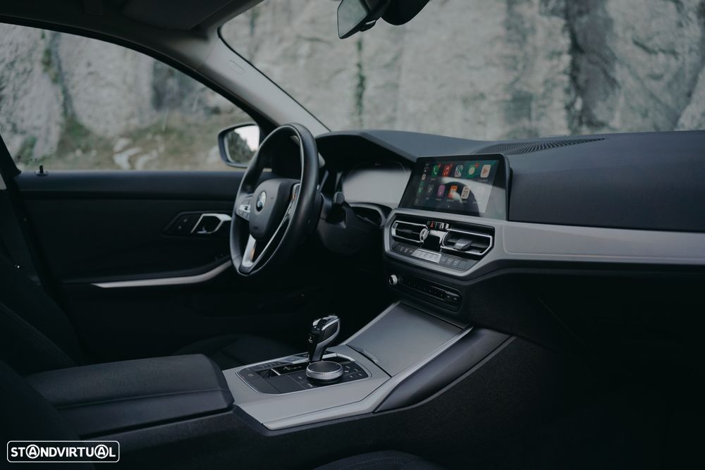 BMW 330 e Corporate Edition Auto - 25