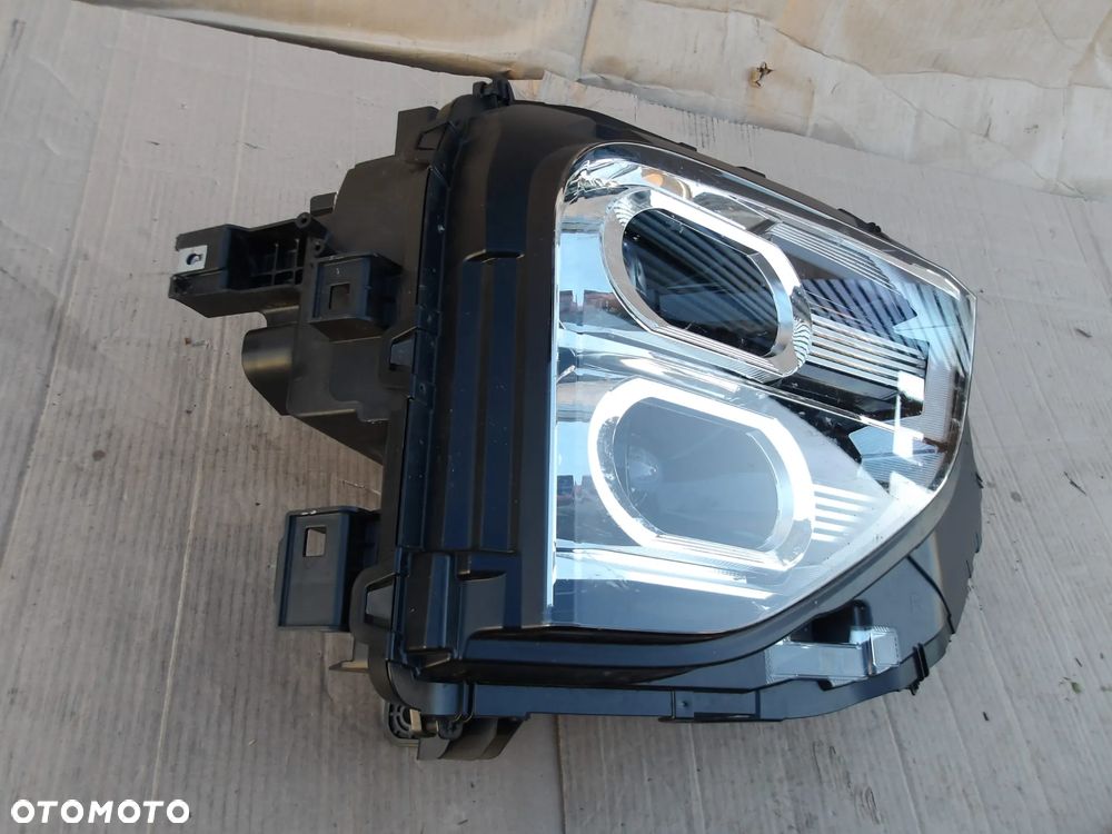 LAMPA PRAWY PRZOD FULL LED MITSUBISHI ECLIPSE CROSS LIFT - 19