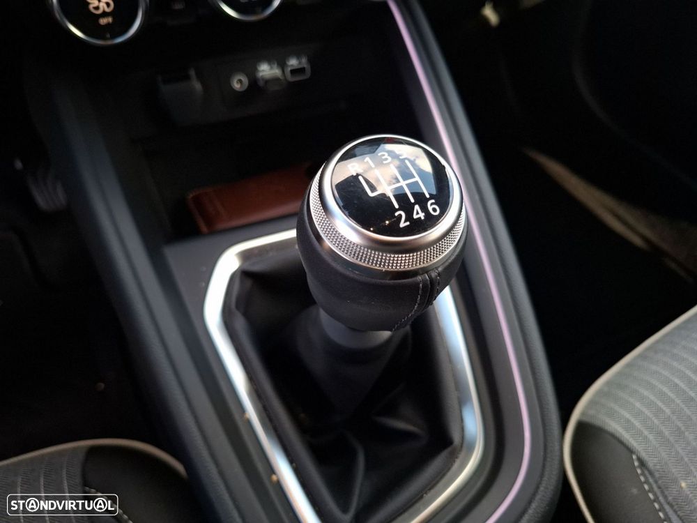 Renault Clio 1.0 TCe Techno Bi-Fuel - 18