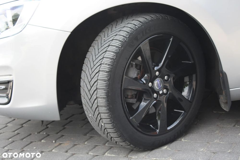 Volvo S60 D3 Geartronic Momentum - 17