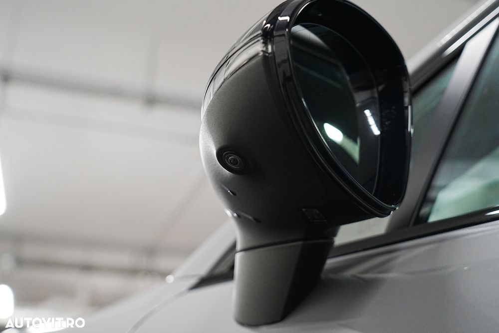 Porsche Cayenne - 21