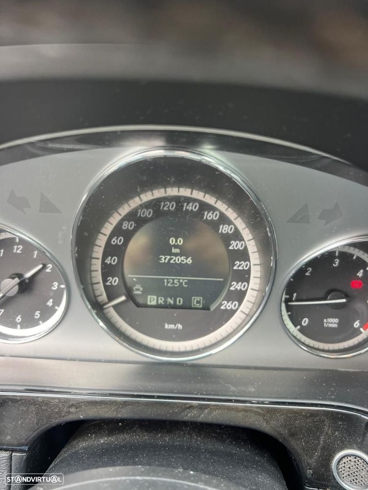 Mercedes-Benz E 250 BlueTEC Avantgarde Auto. - 9