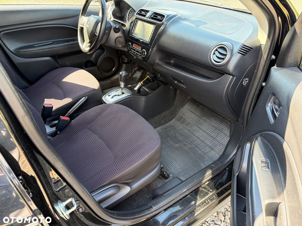 Mitsubishi Space Star 1.2 Invite CVT - 10