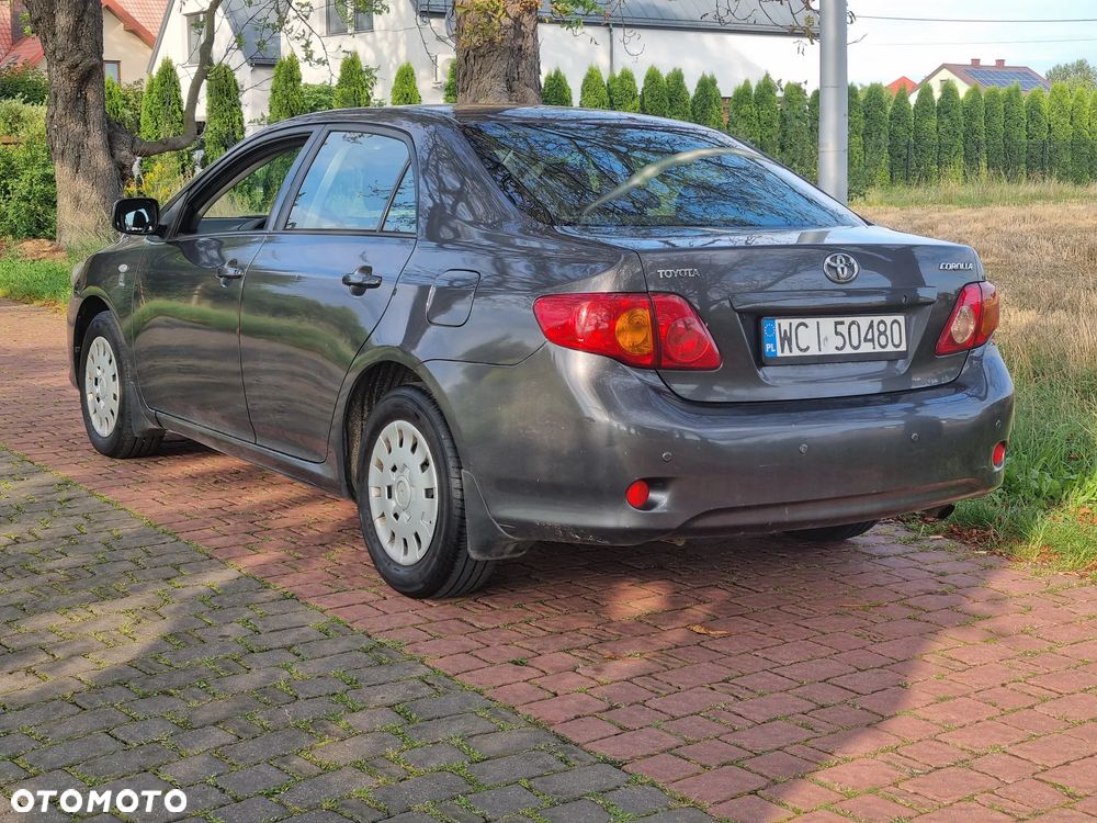 Toyota Corolla 1.6 VVT-i Terra Start - 19