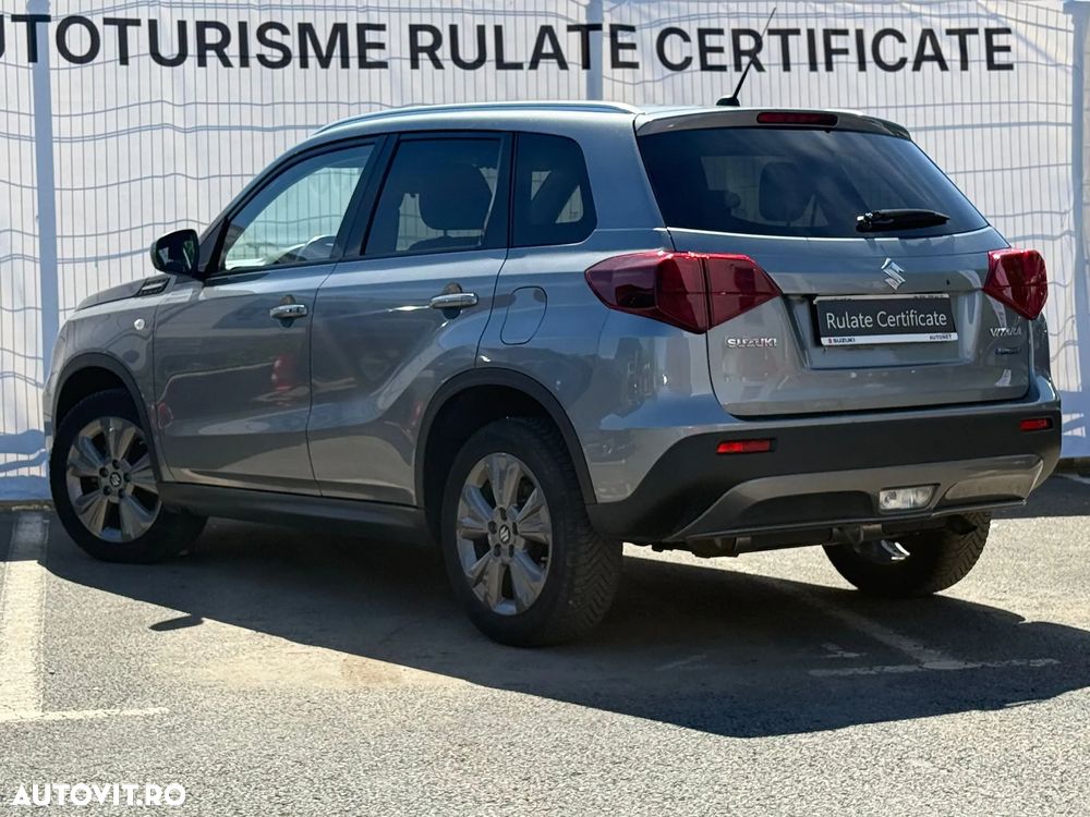 Suzuki Vitara 1.5 HEV Passion - 8