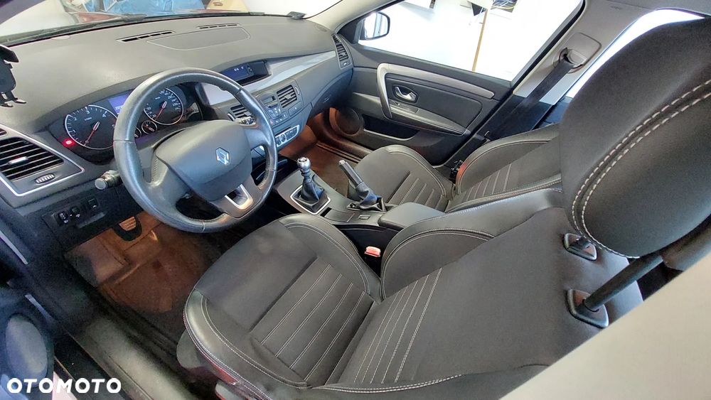 Renault Laguna - 11