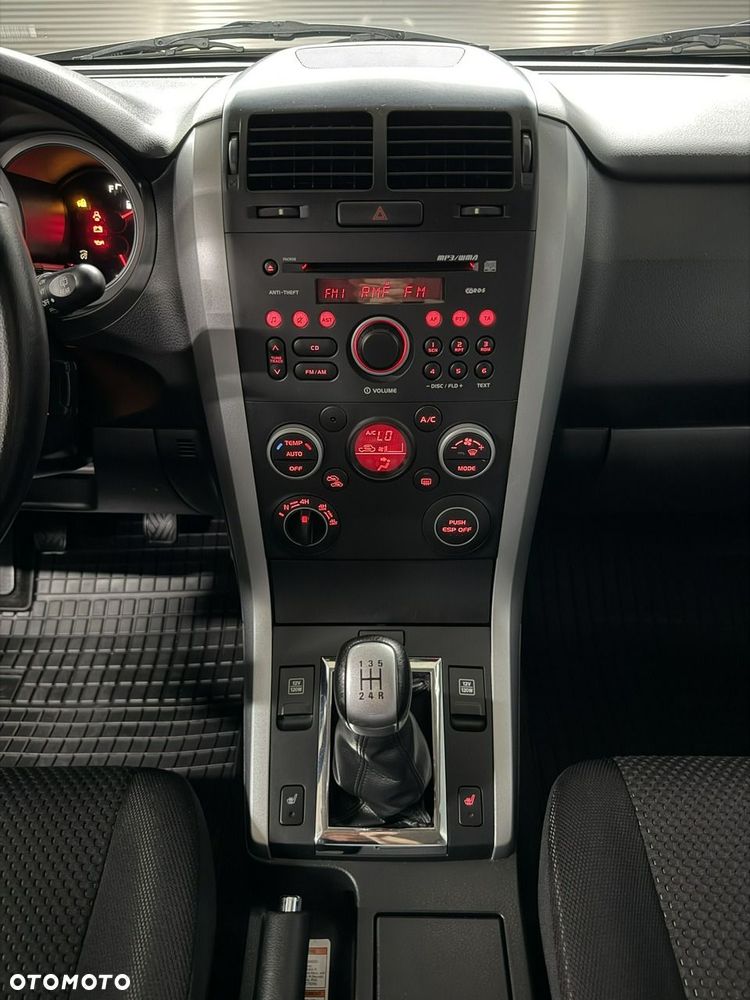 Suzuki Grand Vitara - 16