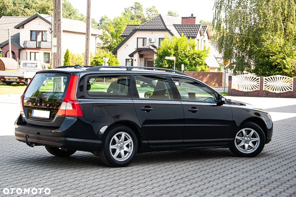 Volvo V70 2.4D Summum - 13