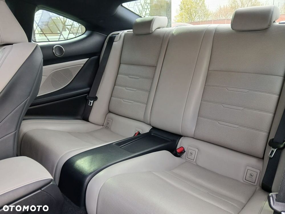 Lexus RC 200t / 300 F Sport - 7