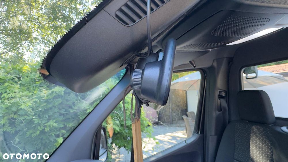Mercedes-Benz Sprinter - 40