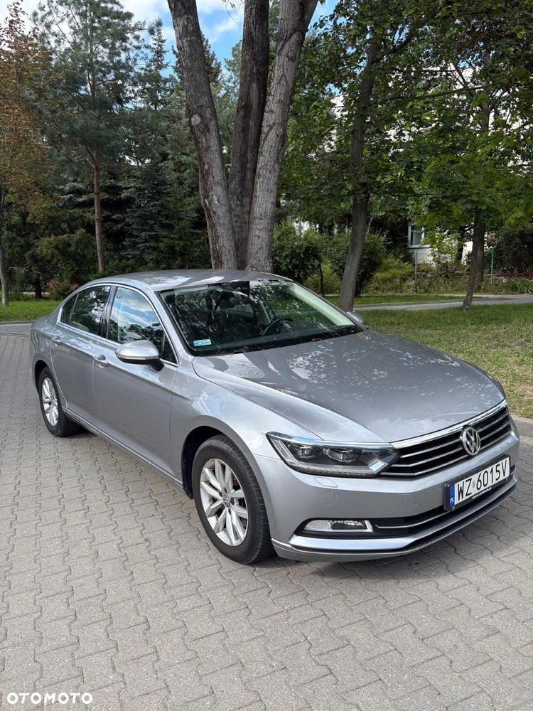 Volkswagen Passat 2.0 TDI SCR Comfortline DSG - 1