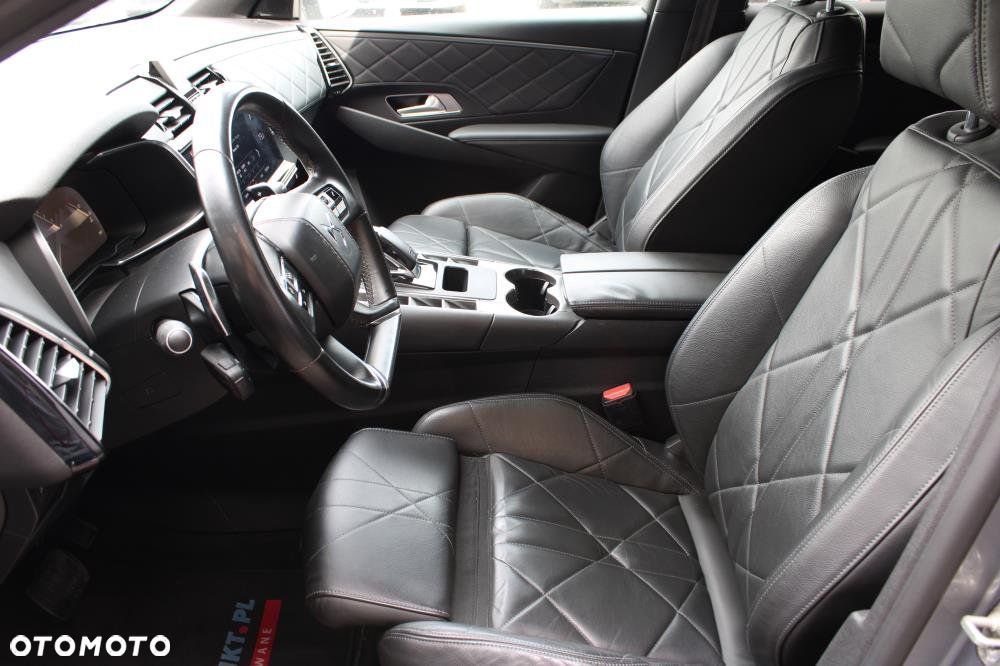 DS Automobiles DS 7 Crossback - 11