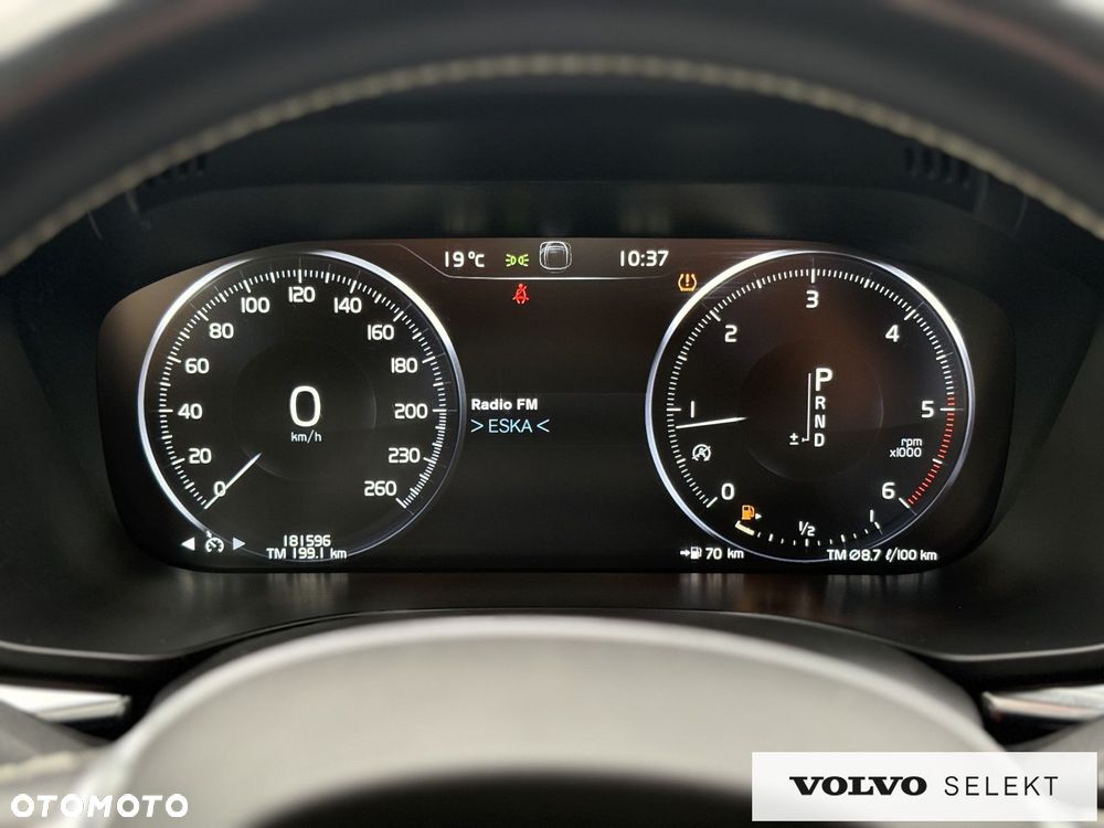 Volvo XC 60 - 8