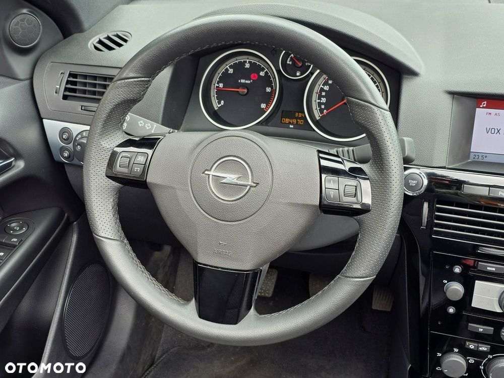 Opel Astra 1.9 CDTI Cosmo - 20