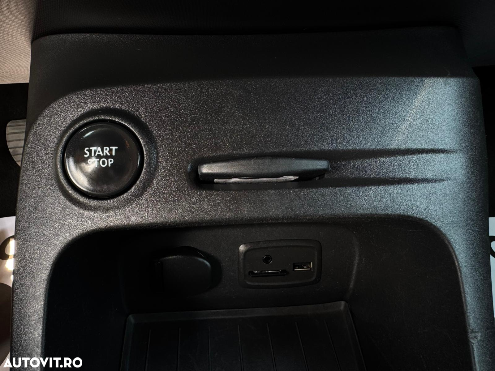 Renault Captur dCi Intens - 24