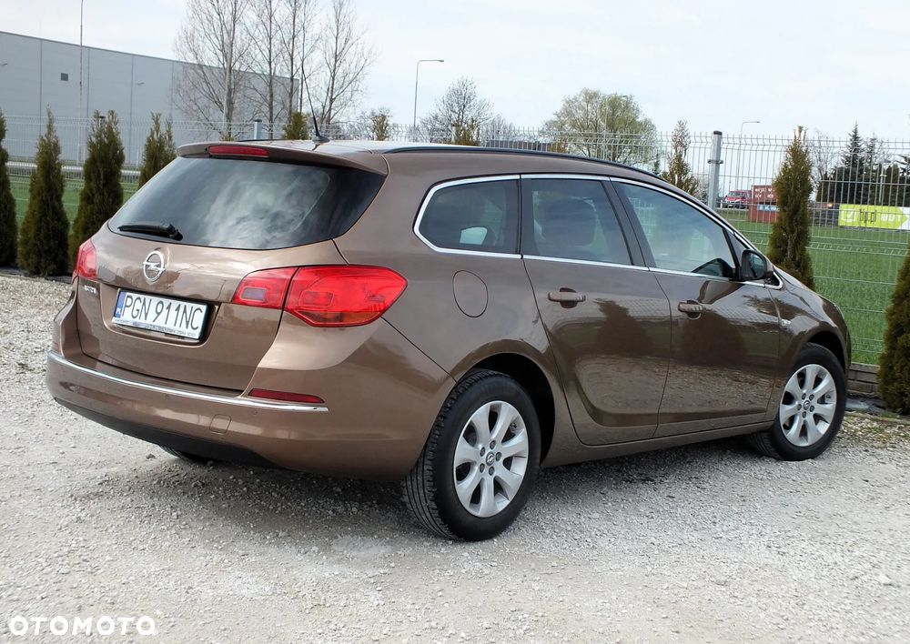 Opel Astra 1.4 Turbo Active - 4