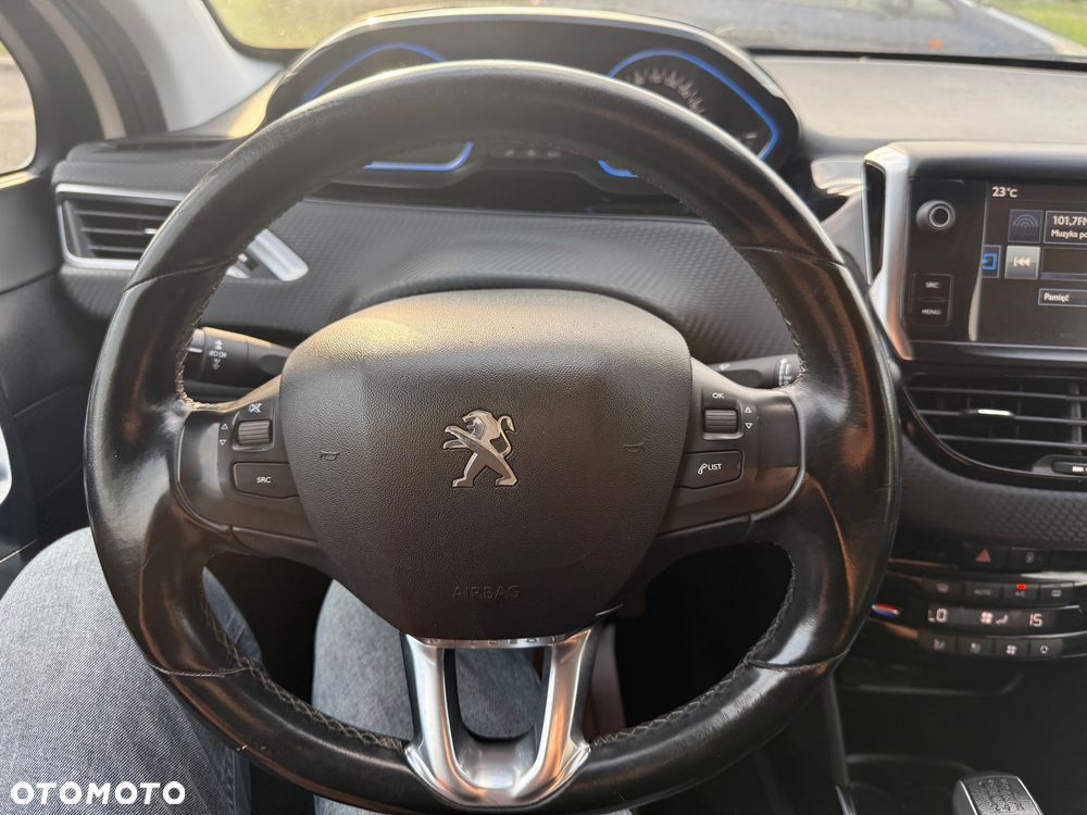 Peugeot 2008 1.2 Pure Tech Crossway S&S - 15