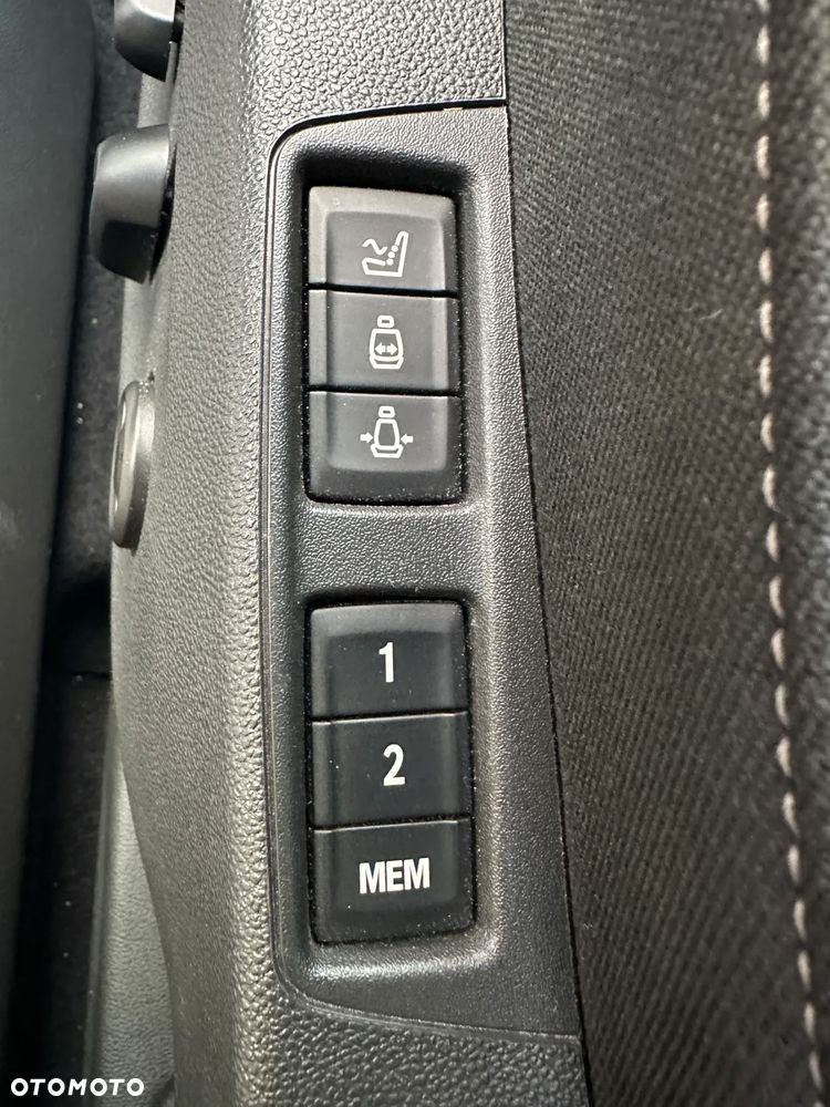 Opel Insignia Grand Sport 2.0 Diesel Exclusive - 37