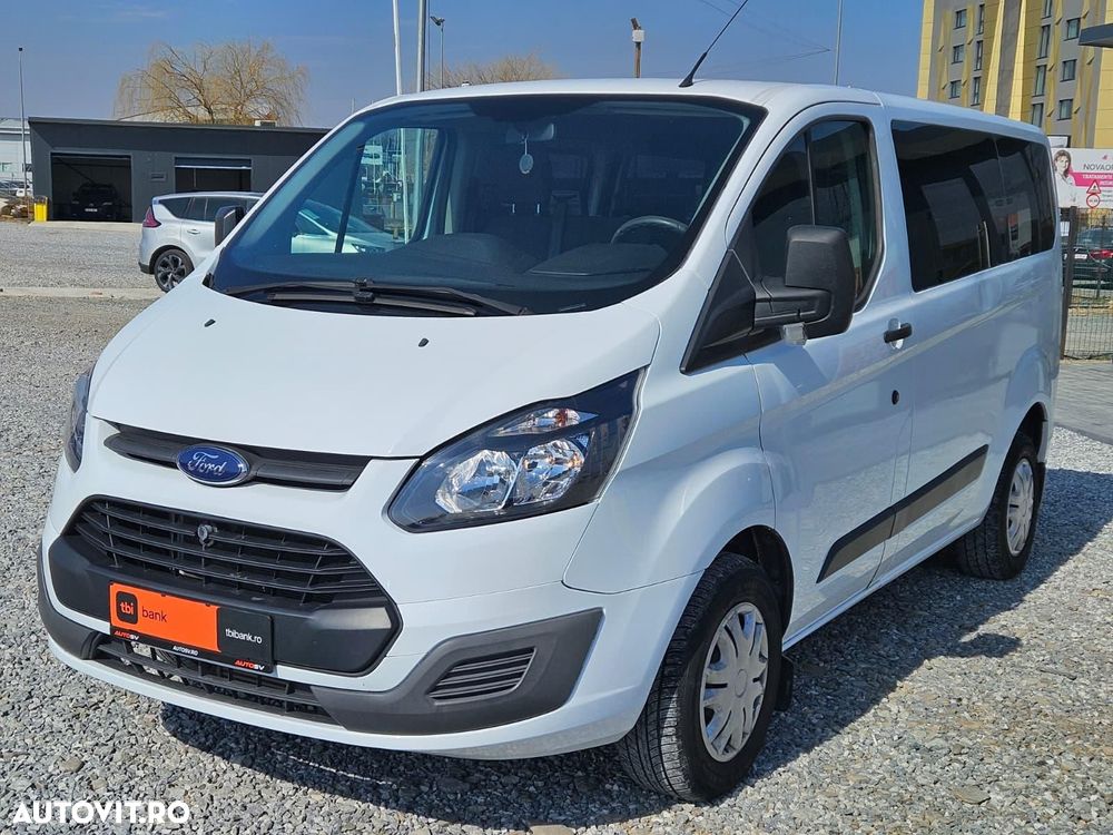 Ford Tourneo Custom - 2