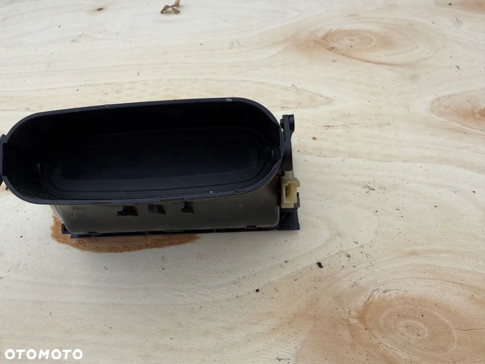 KRATKA NAWIEWU BMW E38 TUNEL TYŁ ŚRODKOWA TYLNA 8390117 8390290 8364120 - 3