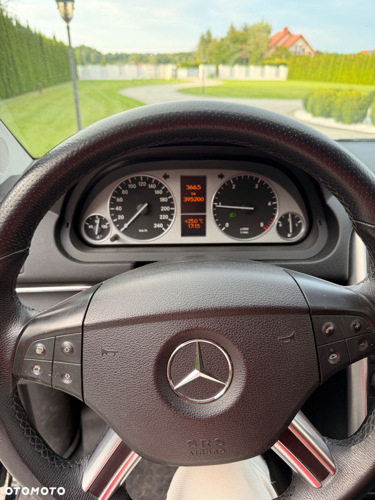 Mercedes-Benz Klasa B 180 CDI - 22
