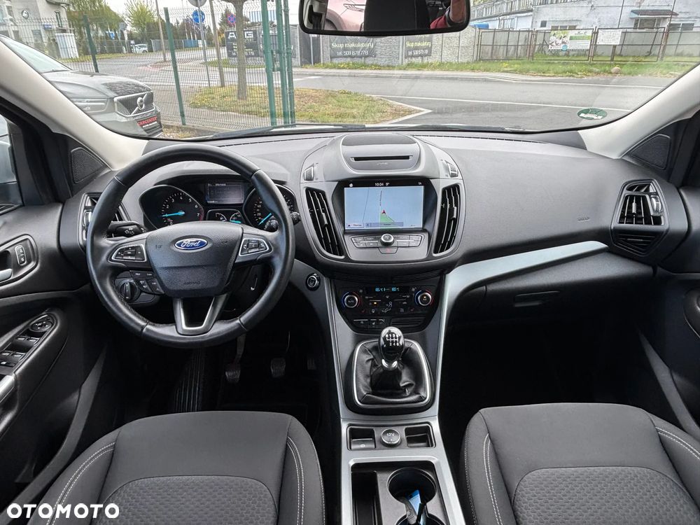 Ford Kuga - 13