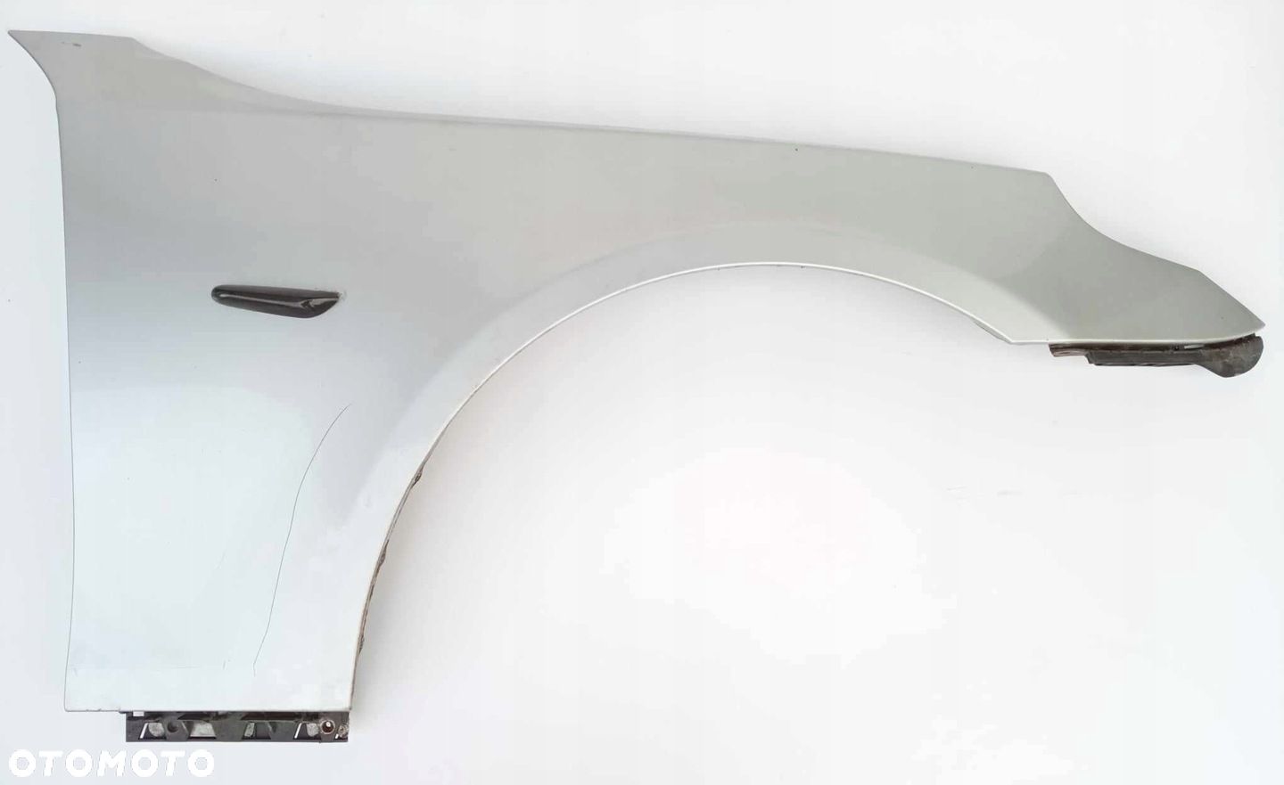BMW E60 E61 błotnik prawy przód przedni 354/7 - 1