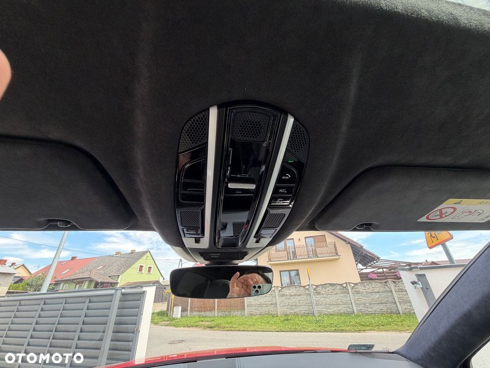 Porsche Cayenne - 14