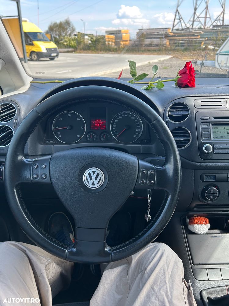 Volkswagen Golf Plus - 16