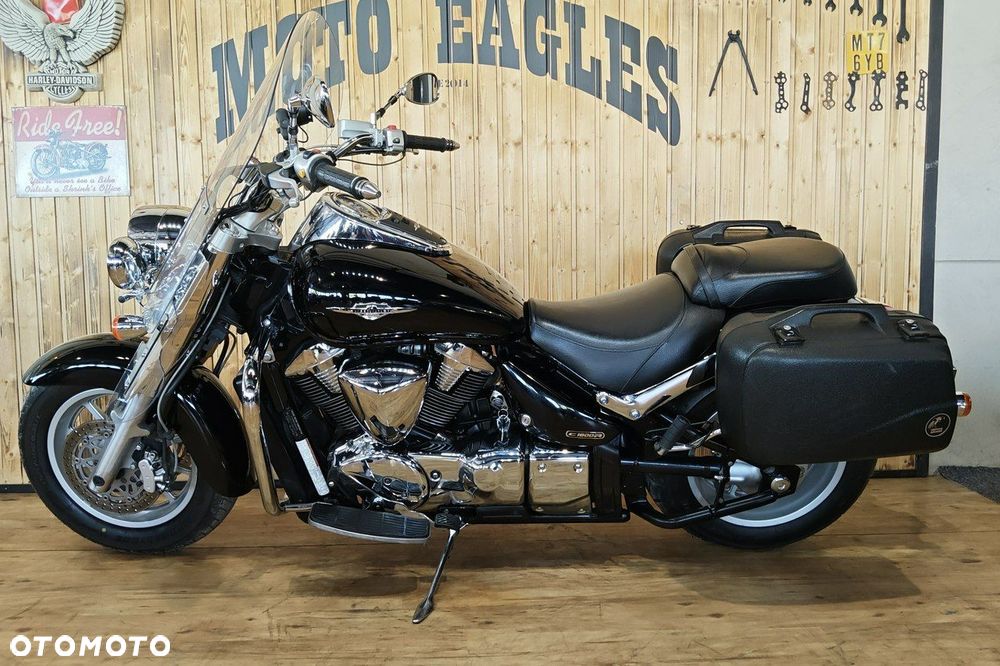 Suzuki Intruder - 2