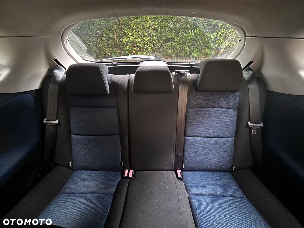 Peugeot 207 - 8