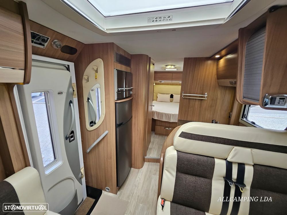 Pilote Aventura G740 CAMA CENTRAL/BASCULANTE - 17