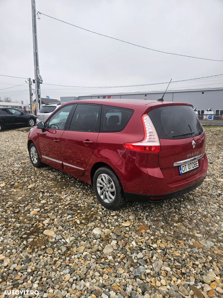 Renault Grand Scenic dCi 110 Paris - 10