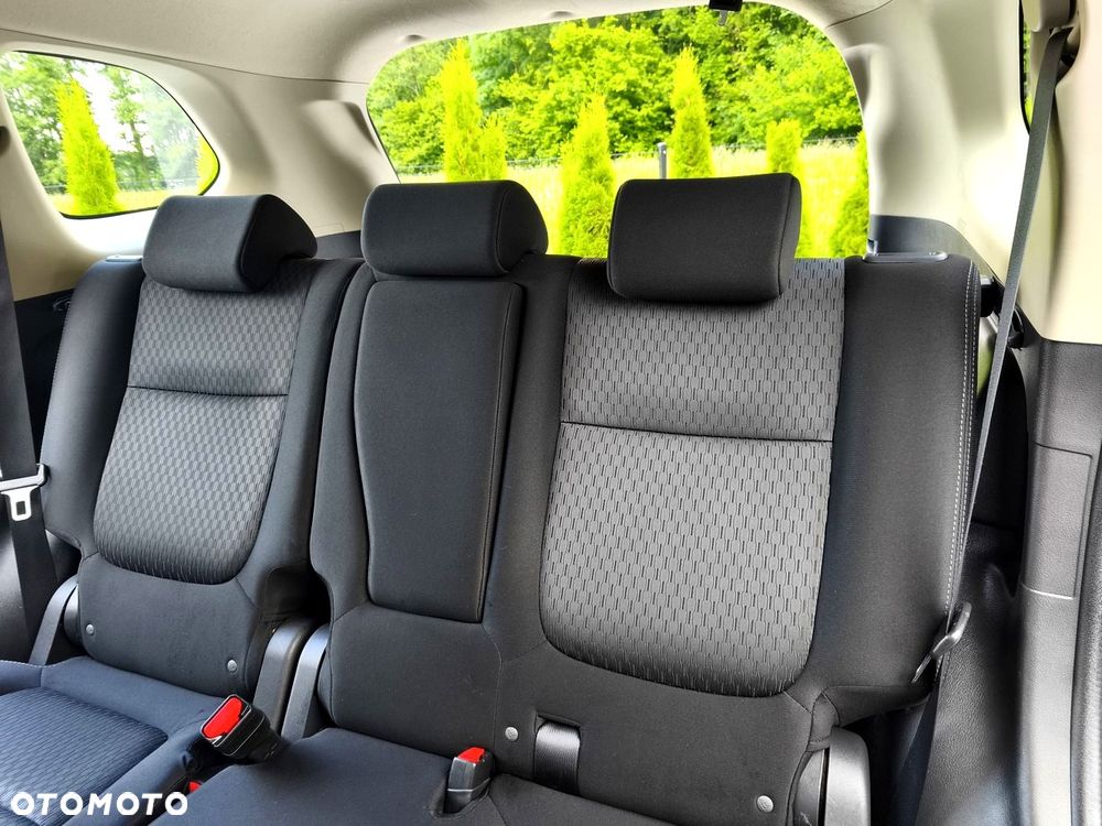 Mitsubishi Outlander 2.0 Intense 2WD - 13