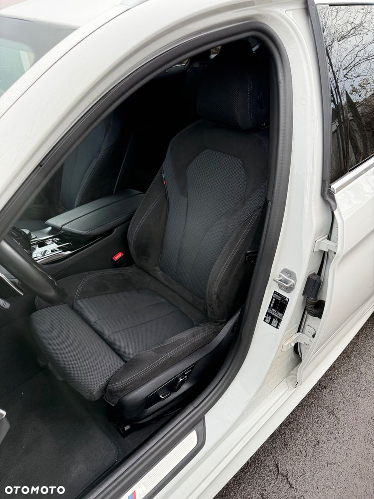 BMW Seria 5 530i xDrive M Sport Edition - 6