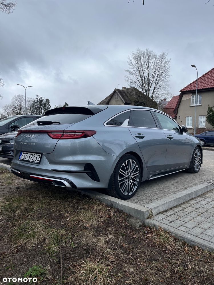 Kia ProCeed - 12
