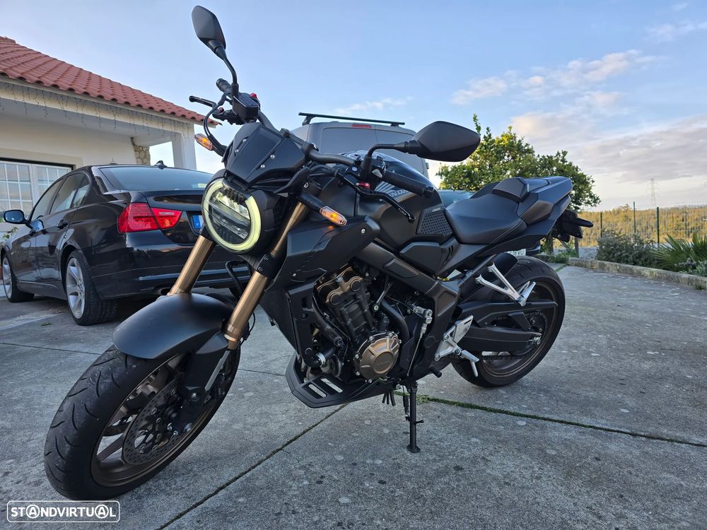 Honda CB R - 2