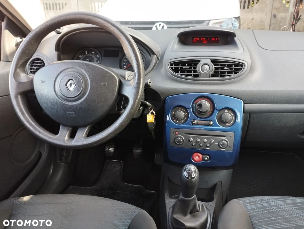 Renault Clio 1.2 TCE Authentique - 9