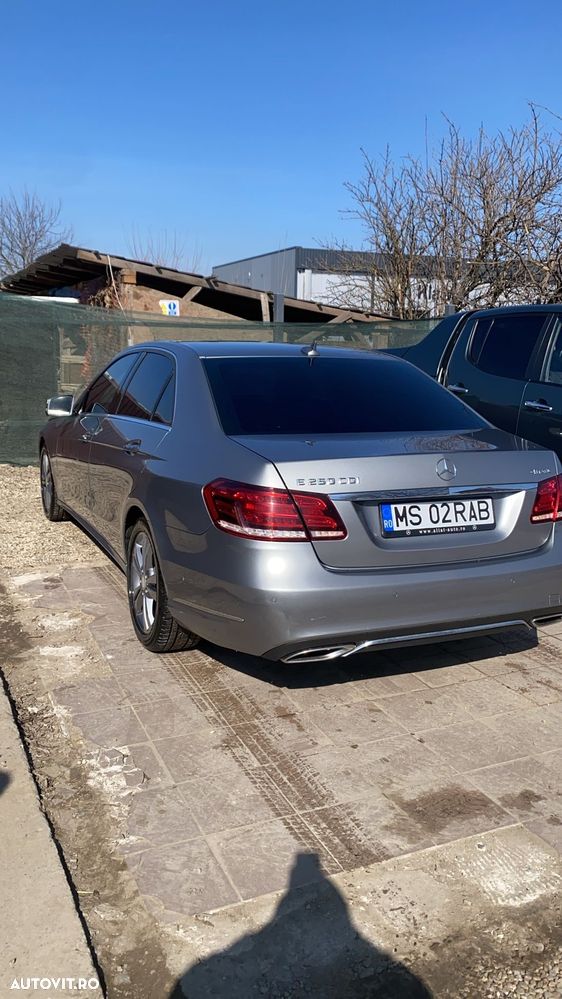 Mercedes-Benz E 250 CDI 4Matic - 8