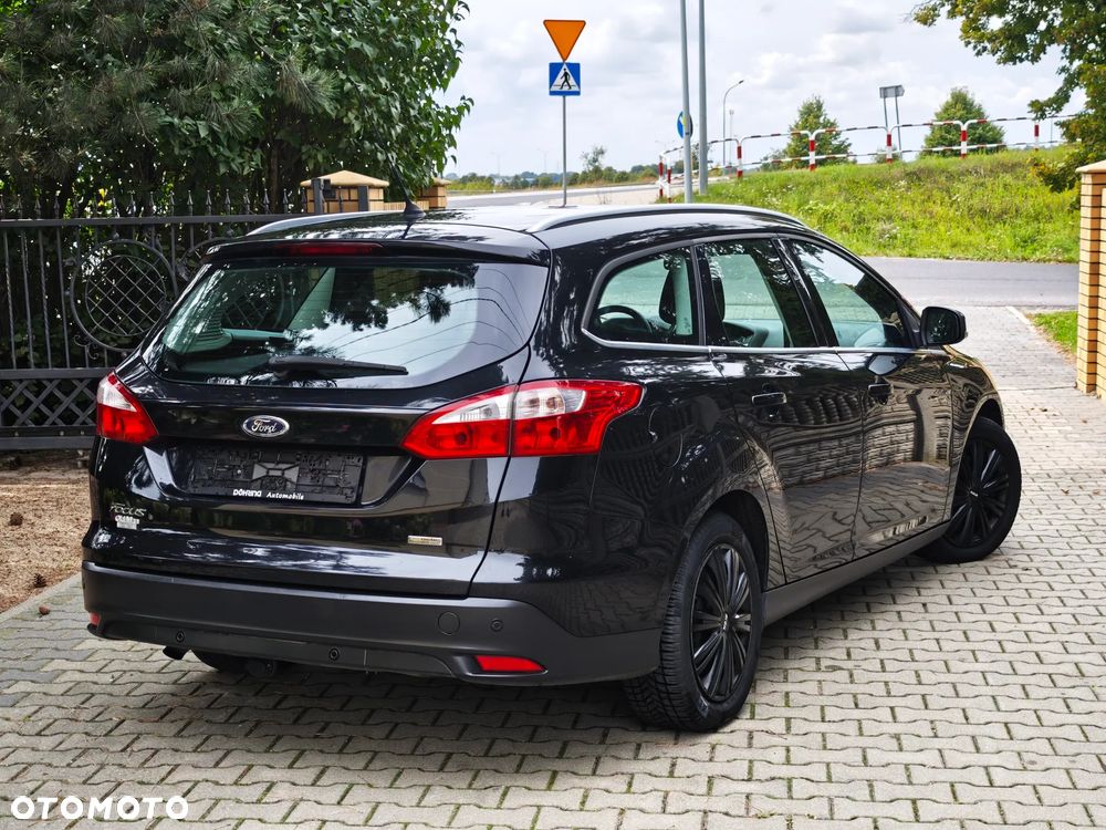 Ford Focus 1.6 TDCi DPF Champions Edition - 9