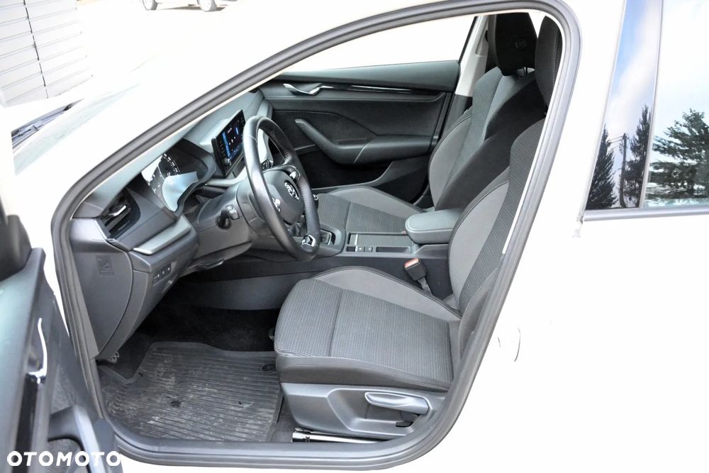 Skoda Octavia 1.5 TSI ACT Ambition - 9