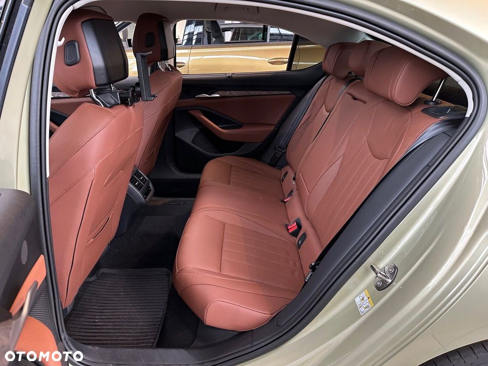Skoda Superb 2.0 TSI 4x4 L&K DSG - 13